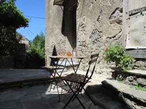 Outdoor dining - Sole e Ventu 30qm by Interhome (San Giovanni di Moriani)