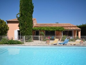 Pool - "Le Rieu" mit eigener Terrasse by Interhome (Malaucène)