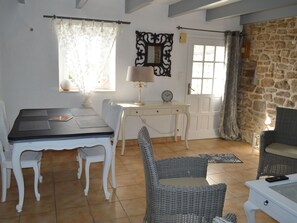Dining - mit eigenem Garten und Grill by Interhome (Plonevez-Porzay)