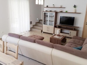 TV - in Banjole mit Privatem Pool by Interhome (Pula/Banjole)