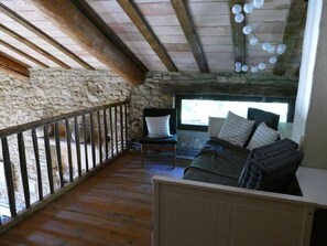 Fireplace - Grosszügiges Ferienhaus mit Pool / Provence by Interhome (Bernis)