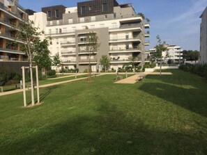 Property grounds - SCHÖNE T3 MIT SÜDTERRASSE by Interhome (Montpellier)