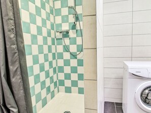 Towels - "L'Orée" - privates SPA - ruhig gelegen by Interhome (Surzur)