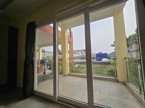 Balcony - Tiger Inn Beach Resort (Mandarmani)