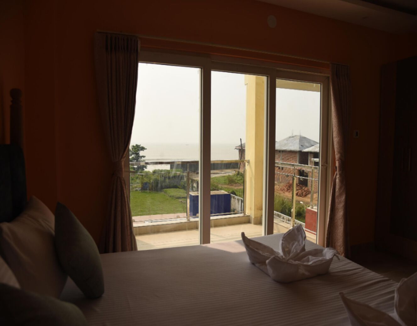 Deluxe with Pool View | View from room