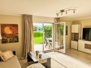 TV - Casa Sole by Interhome (Magadino)
