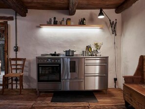 Fridge, oven, cookware/dishes/utensils - Portico by Interhome (Aurigeno)