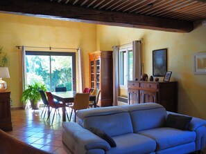 Interior - Provenzalisches Haus mit Pool und Garten by Interhome (Mallemort)
