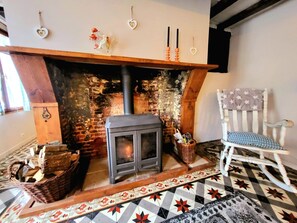 Interior - Charmantes Ferienhaus in idyllischem Dorf - Beau Village by Interhome (Parfondeval)