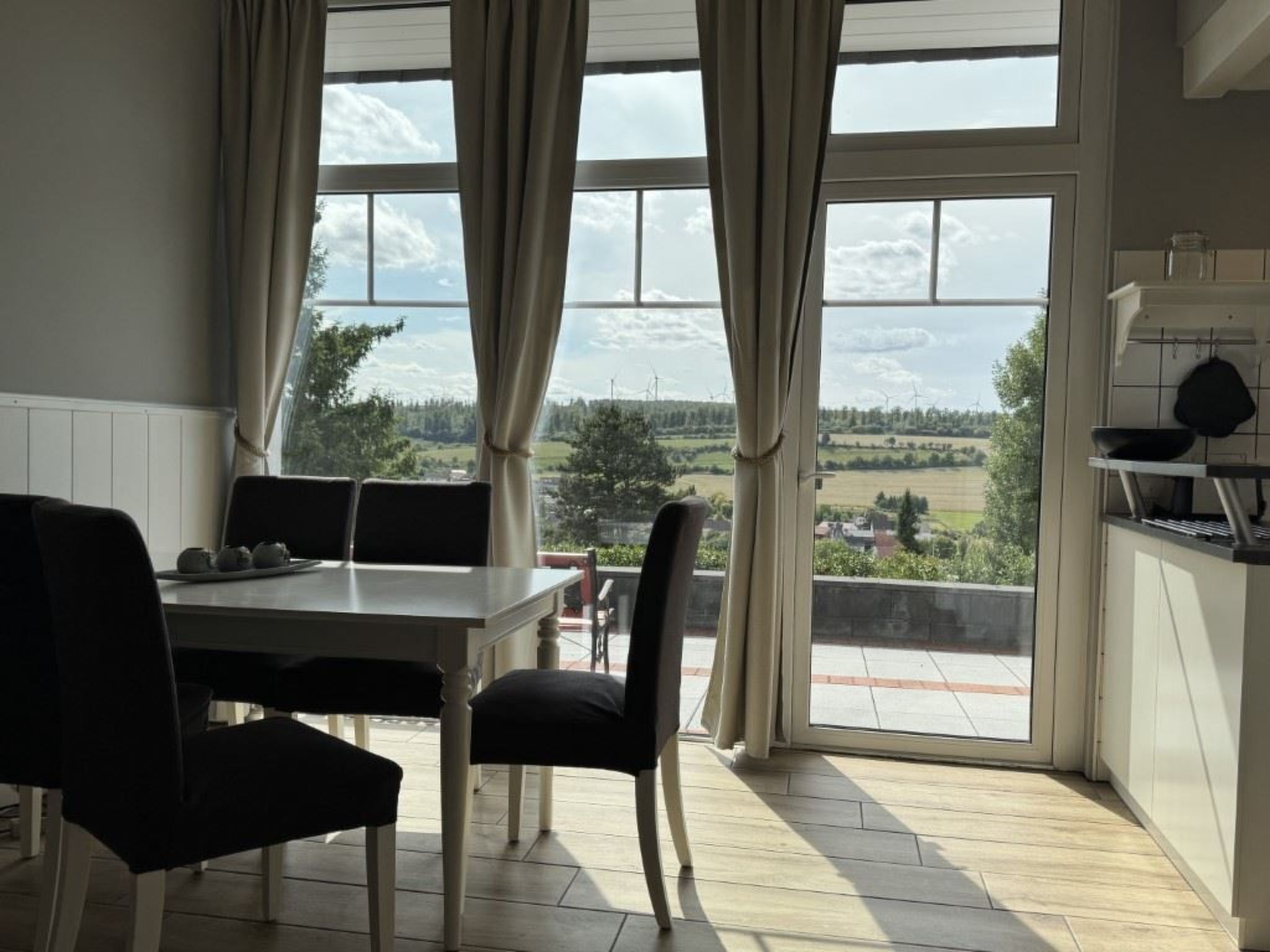 تناول الطعام