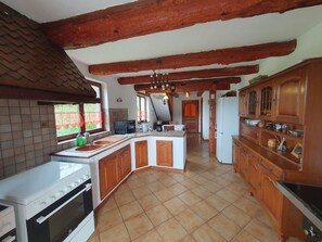 Fridge, cookware/dishes/utensils - Peaceful Escape by Interhome (Breitenbach)