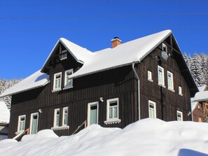 Exterior - FH Anno Dazumal wie zu Oma's Zeiten by Interhome (Klingenthal)
