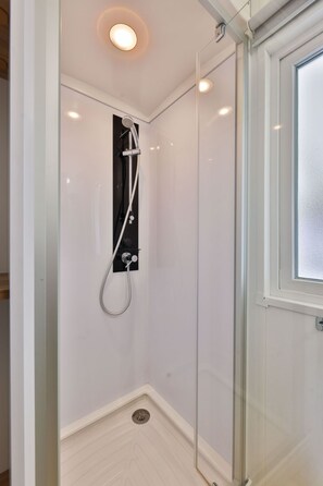 Bathroom - Standing Mobilheim 6 Plätze 2 Bäder by Interhome (Munster)