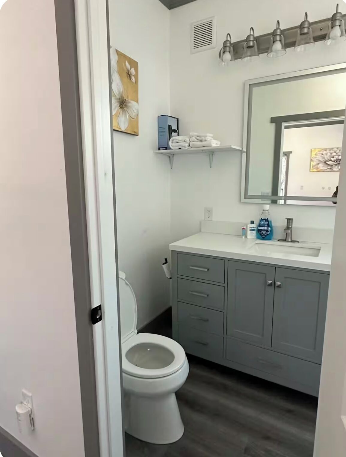 Dusche, Haartrockner, Bidet, Handtücher