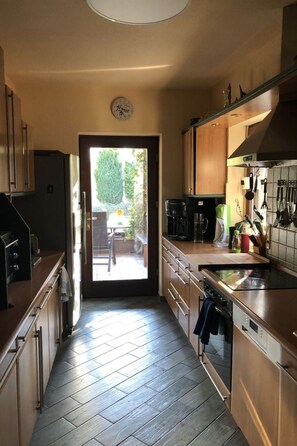 Fridge, oven, dishwasher, cookware/dishes/utensils - mit Pool by Interhome (Bad Schmiedeberg)