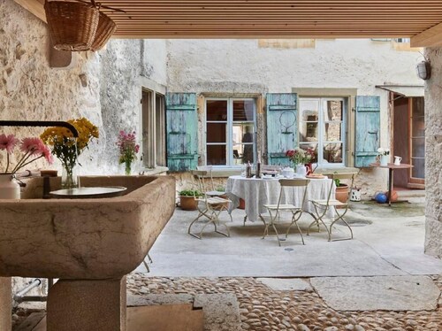 Rebarbeiter by Interhome