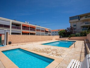 Pool - Appartment am Meer by Interhome (Fréjus)