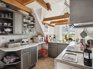 Fridge, microwave, oven, dishwasher - Pellworm by Interhome (Pellworm (Ort))