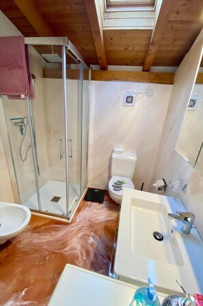 Towels - Comano (Lugano) Ticino - B&B Walterina by Interhome (Comano)