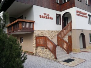 Dettaglio esterni
