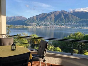 Outdoor dining - Residenza Viramonte - Casa Aurelia, Wohnung 6 by Interhome (Vira)