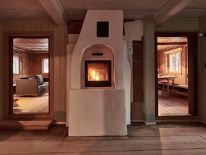 Interior - Haus am Platz - Stiftung Ferien im Baudenkmal by Interhome (Jenaz)