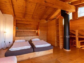Room - Casa Chris by Interhome (Aranno)
