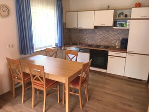 Fridge, microwave, oven, dishwasher - Steinachtal by Interhome (Marktgraitz)