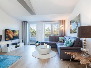 TV - Strandgut by Interhome (Breege)