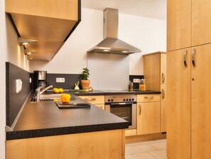 Fridge, microwave, oven, dishwasher - am Johannesbühl by Interhome (Geigant)