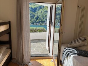 Internet - La Quercia by Interhome (Vico Morcote)