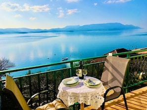 Outdoor dining - Angenehme Wohnung in Komarna mit privatem Parkplatz by Interhome (Klek)