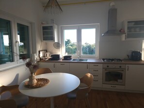 Fridge, oven, dishwasher, cookware/dishes/utensils - Mimos Robinsonhaus by Interhome (Ugljan/Kukljica)