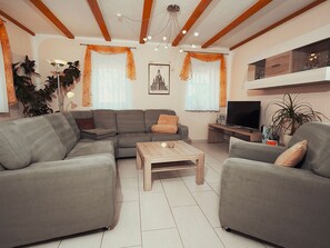 TV - Mehnert in Pirna by Interhome (Pirna)