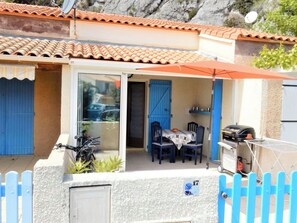 Outdoor dining - Vacation home Bijou by Interhome (Narbonne-Plage)