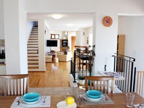 Dining - Arton Villa mit beheiztem Pool, in Istrien by Interhome (Cere)