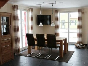 Dining - Fischer‘s 5 Sterne Ferienhaus Rügen by Interhome (Gingst)