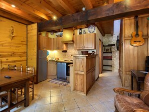 Interior - "Gite de Guillemat" by Interhome (Gensac)