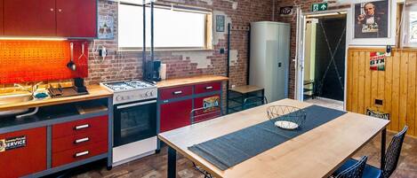 Fridge, microwave, oven, cookware/dishes/utensils