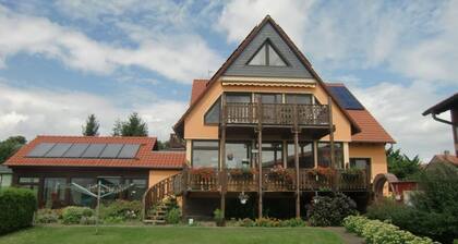 Nette Wohnung mit Garten, Grill und Pool by Interhome