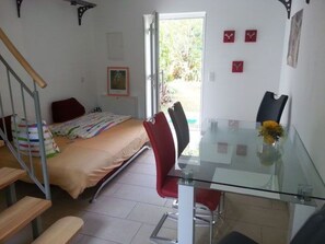 2 bedrooms, Internet - Moderne Maisonette-Wohnung mit Terrasse by Interhome (Berlin)