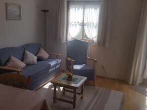 TV - Wohnung in Mitterbach mit Garten by Interhome (Berchtesgaden)
