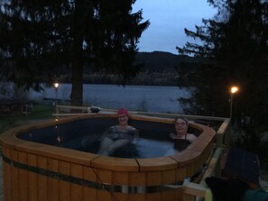 Baignoire à remous extérieure