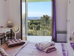 Internet - Villa und Pool mit Meerblick nur für Sie by Interhome (Ceyreste)
