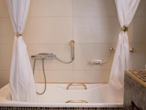 Towels - Luxuriöse Familienvilla in der Nähe von Meteora by Interhome (Kalabaka)