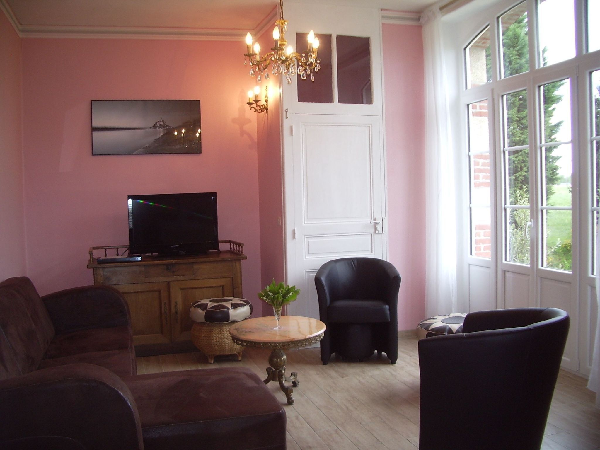 Televisión y reproductor de DVD 