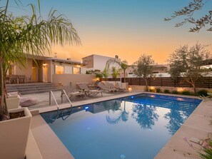 Pool - Capaka Villa Privater Pool by Interhome (Angeliana Kriti)