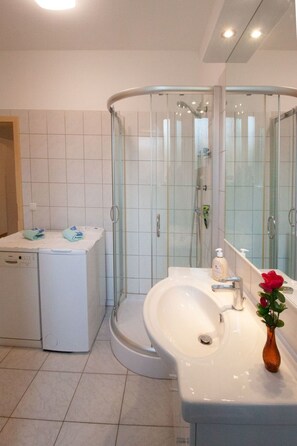 Bathroom - Morgensonne by Interhome (Mirow)