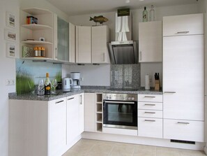 Fridge, microwave, oven, dishwasher - Toddy - Auszeit für Körper und Seele by Interhome (Glowe)