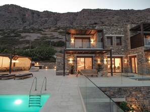 Pool - Villa Danae by Interhome (Plaka)